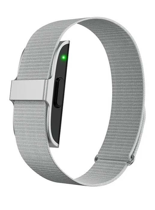 Smart Fitness Tracker Bracelet